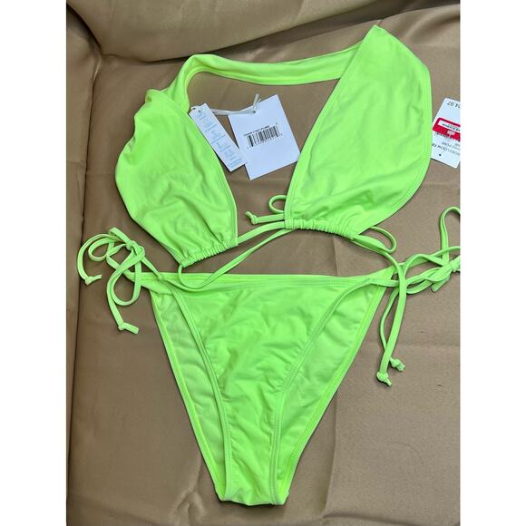 Betty Jade Highlighter Green Livi Bikini Top and Lana Bottom set L - Picture 3 of 5